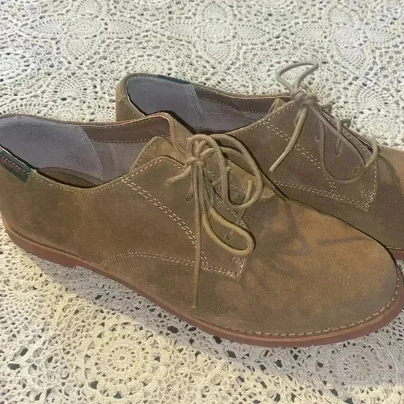 GH Bass tan suede oxfords - Picture 2 of 7